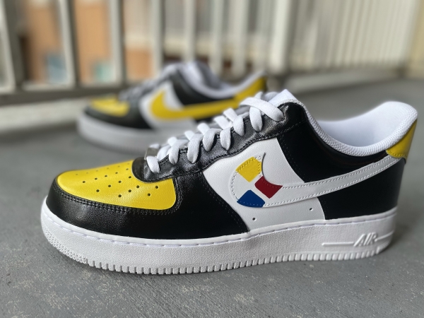 Big Kid Pittsburgh Football Team Nike Air Force 1 '07 (Low/Mid/Hitop) - Image 5